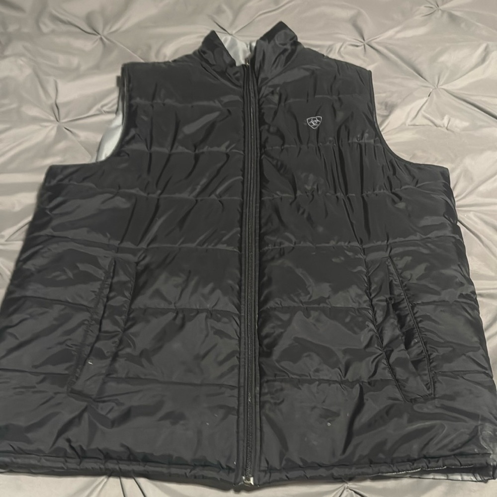 Ariat reversible vest